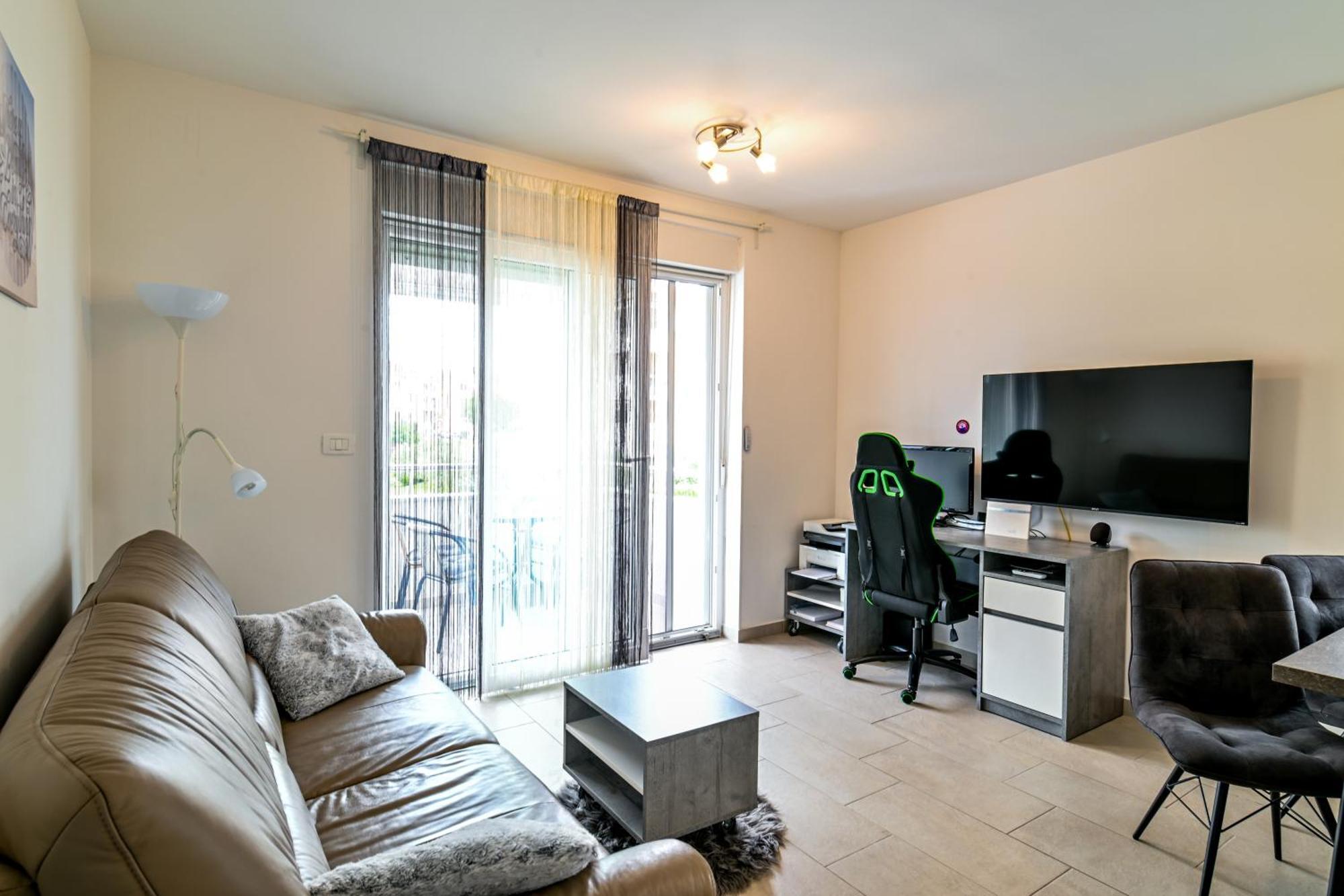 Apartment Uma أوماغ المظهر الخارجي الصورة